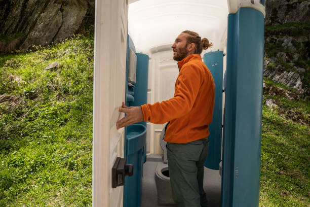 Portable Toilet Options We Offer in Saratoga, CA